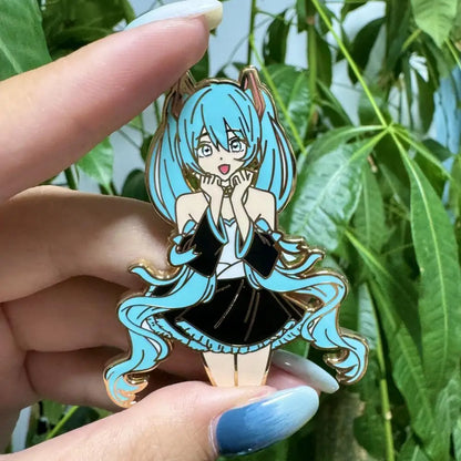 Hatsune Miku Metal Badge – Enamel-Style Brooch Accessory