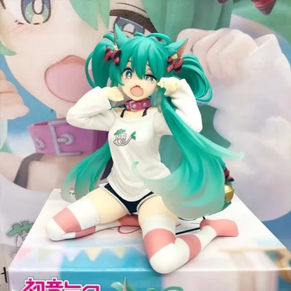 4.5" Hatsune Miku Neko T-Shirt Ver. – Desktop Collectible
